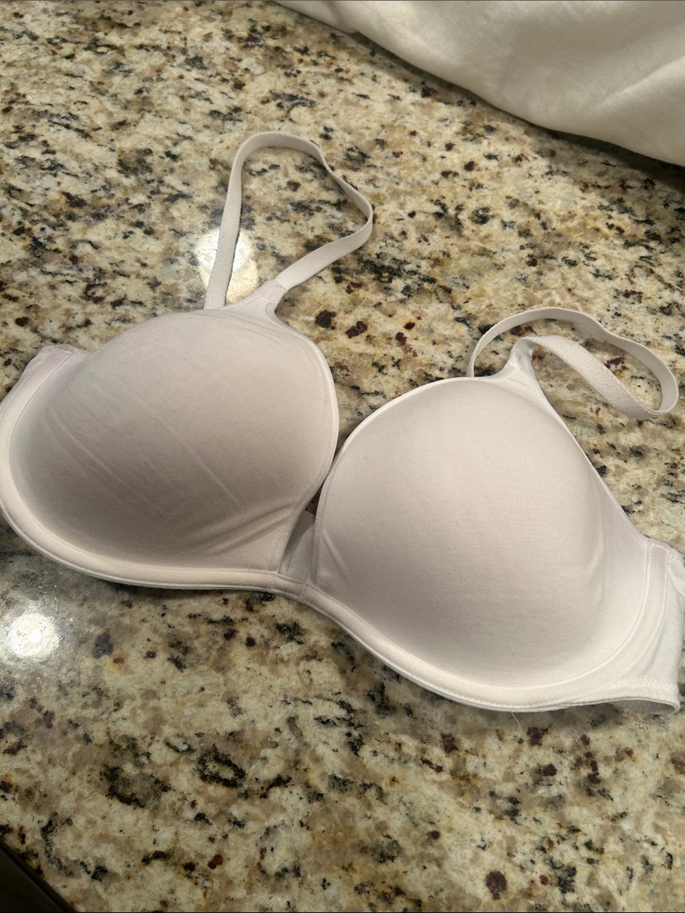 Everyday Smooth Molded Bra in white